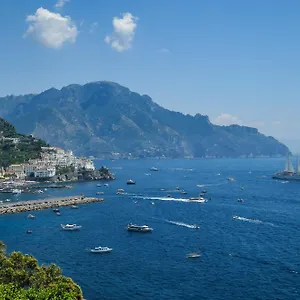 Fuoco D'amalfi Iazzetta Pensión
