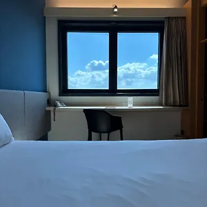 Ibis Fiera Hotel Roma